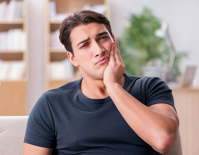 Toothache image - Emergency dentist Potters Bar